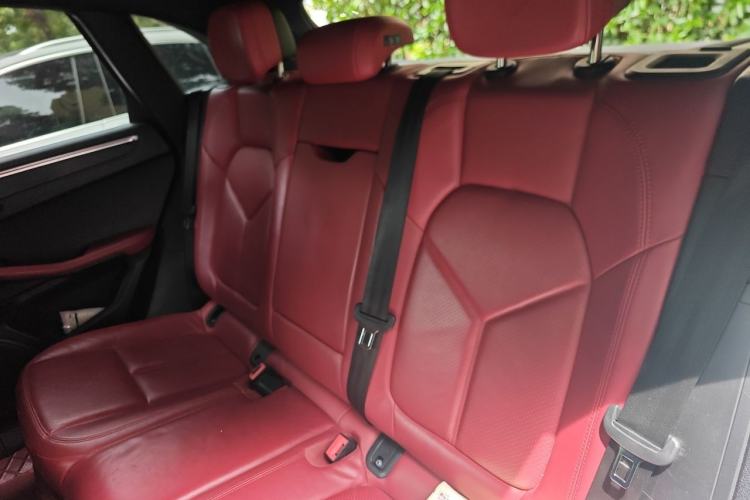 Used Porsche Macan 2017 Macan 2.0T Left Rear Seat