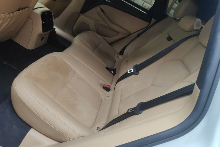 Used Porsche Macan 2017 Macan 2.0T Left Rear Seat