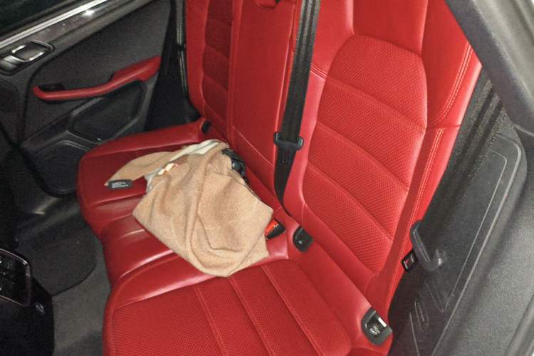 Used Porsche Macan 2017 Macan Turbo 3.6T Left Rear Seat