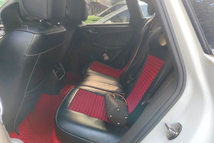 Used Porsche Macan 2017 Macan 2.0T Left Rear Seat