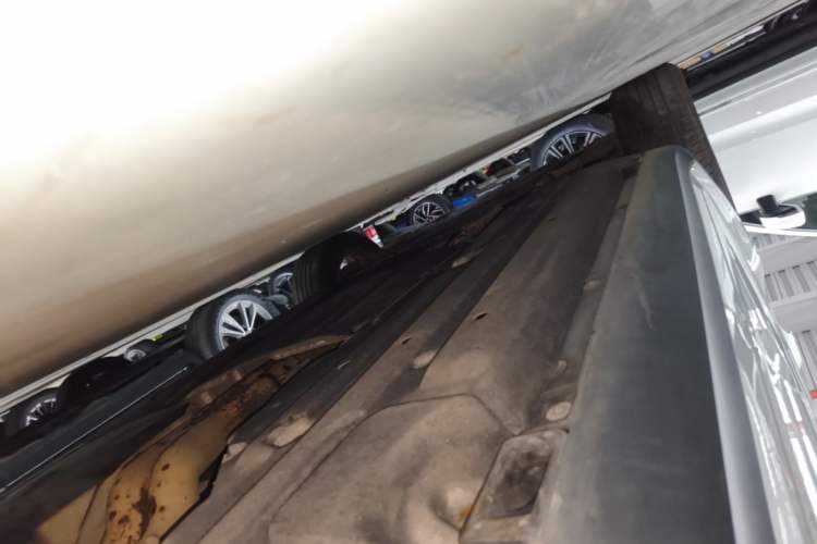 Used Porsche Macan 2017 Macan S 3.0T Left Side Sill