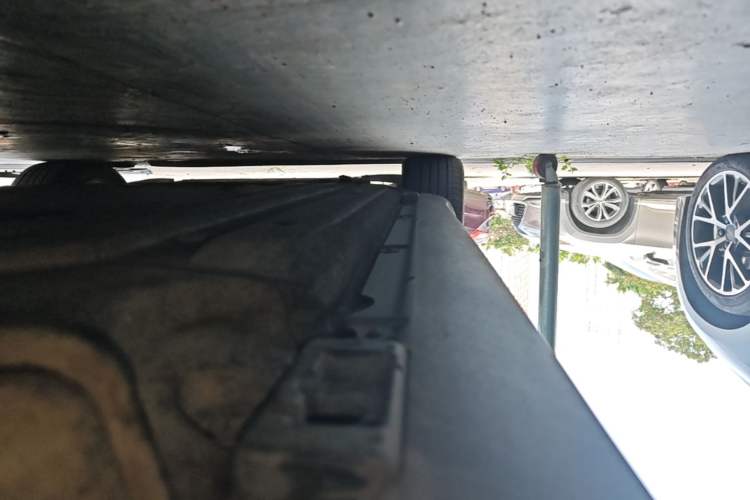 Used Porsche Macan 2017 Macan S 3.0T Left Side Sill