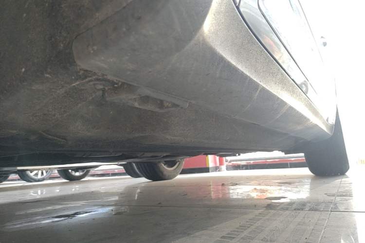 Used Porsche Macan 2017 Macan 2.0T Left Side Sill