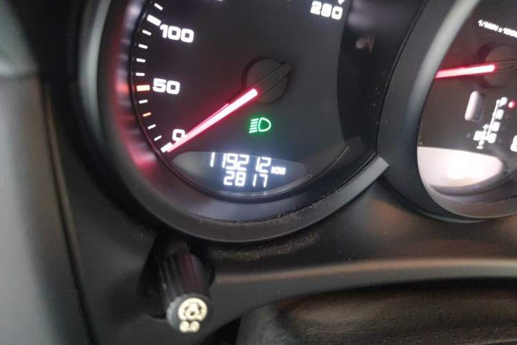 Used Porsche Macan 2017 Macan 2.0T Odometer Close Up