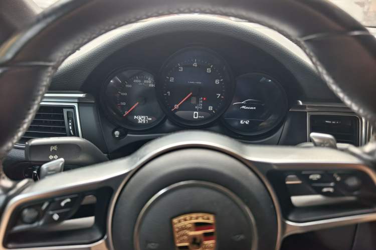 Used Porsche Macan 2017 Macan 2.0T Odometer Close Up