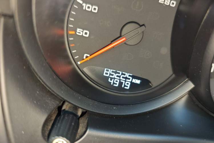 Used Porsche Macan 2017 Macan 2.0T Odometer Close Up