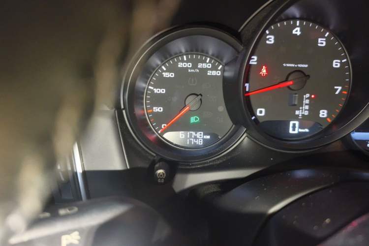 Used Porsche Macan 2017 Macan 2.0T Odometer Close Up