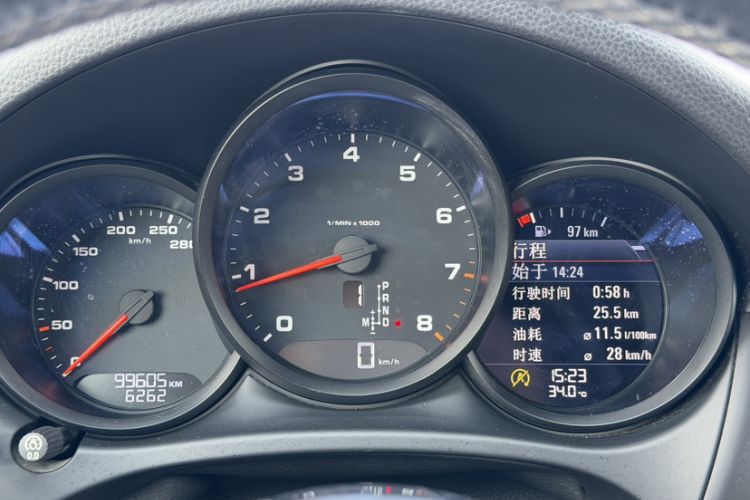 Used Porsche Macan 2017 Macan 2.0T Odometer Close Up