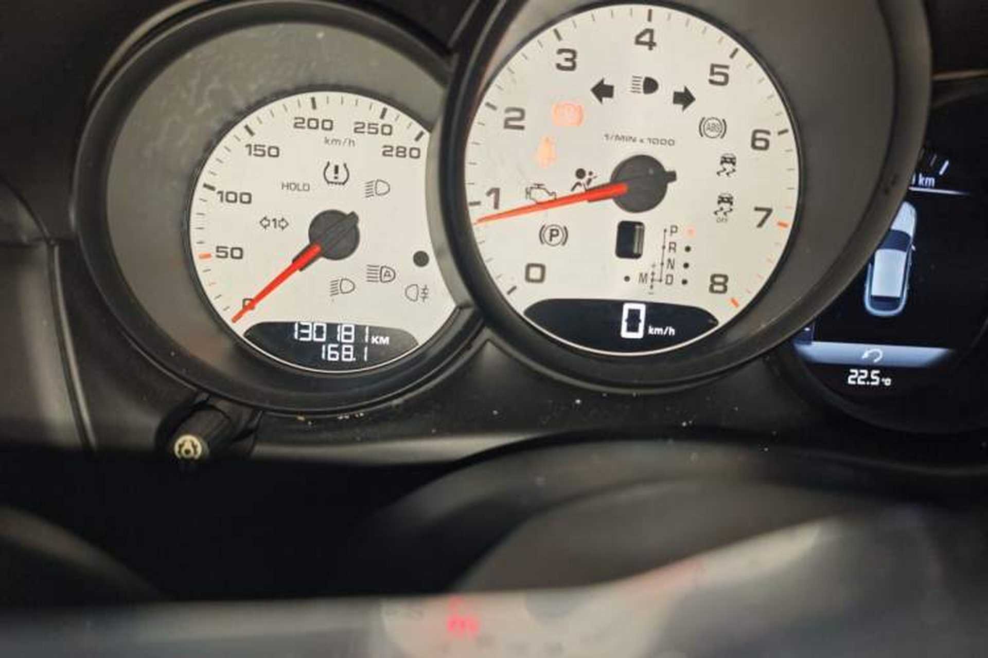 Used Porsche Macan 2017 Macan 2.0T Odometer Close Up