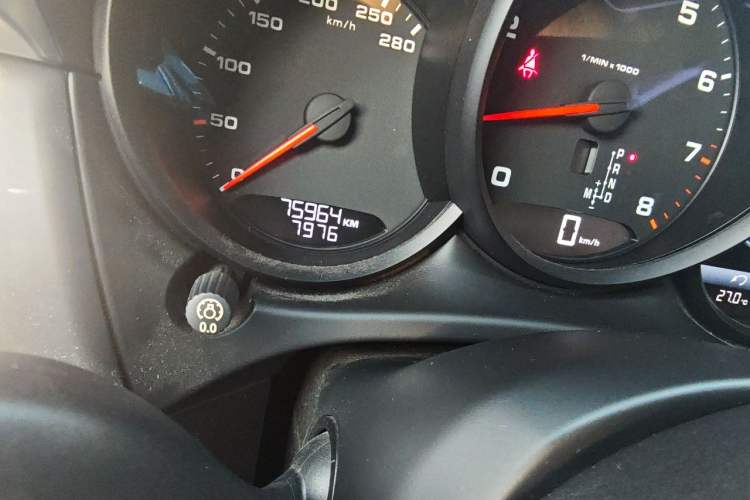 Used Porsche Macan 2017 Macan 2.0T Odometer Close Up