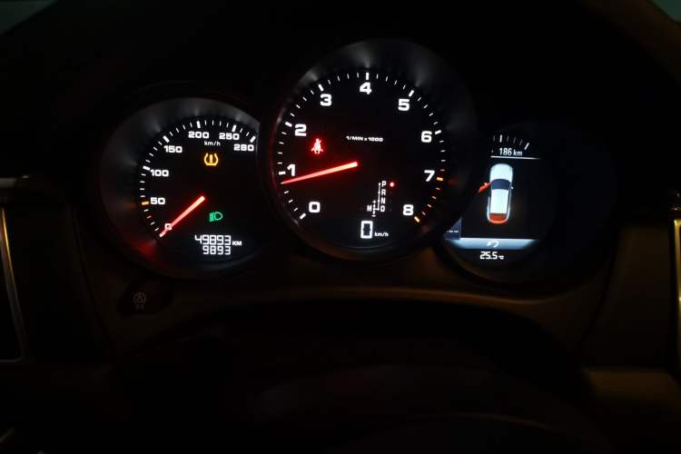 Used Porsche Macan 2017 Macan 2.0T Odometer Close Up