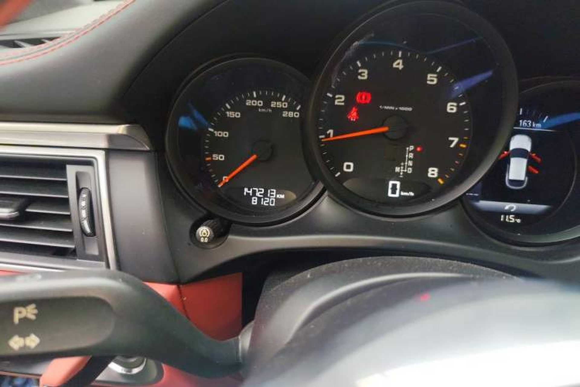 Used Porsche Macan 2017 Macan 2.0T Odometer Close Up