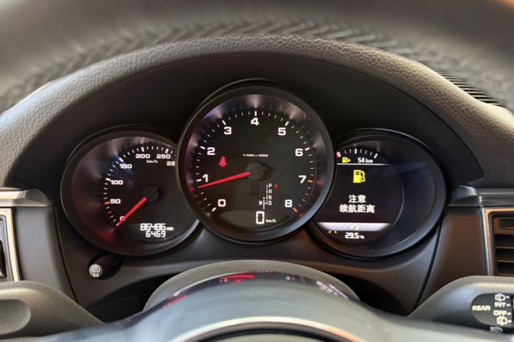 Used Porsche Macan 2017 Macan 2.0T Odometer Close Up