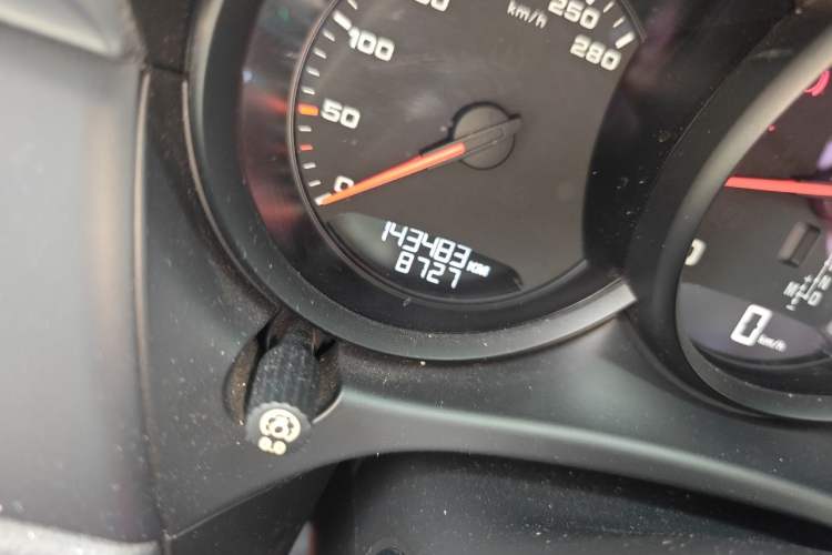 Used Porsche Macan 2017 Macan 2.0T Odometer Close Up