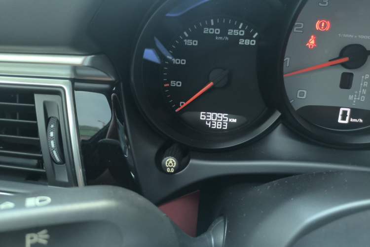 Used Porsche Macan 2017 Macan S 3.0T Odometer Close Up