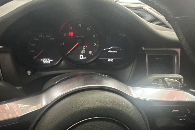 Used Porsche Macan 2017 Macan 2.0T Odometer Close Up