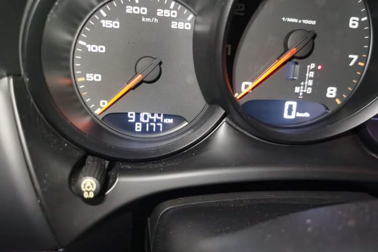 Used Porsche Macan 2017 Macan 2.0T Odometer Close Up