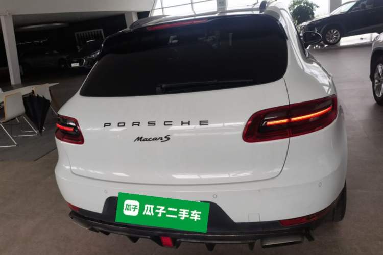 Used Porsche Macan 2017 Macan 2.0T Rear