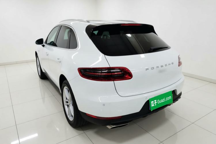 Used Porsche Macan 2017 Macan 2.0T Rear Left 45 Deg