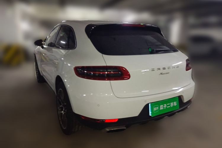 Used Porsche Macan 2017 Macan 2.0T Rear Left 45 Deg