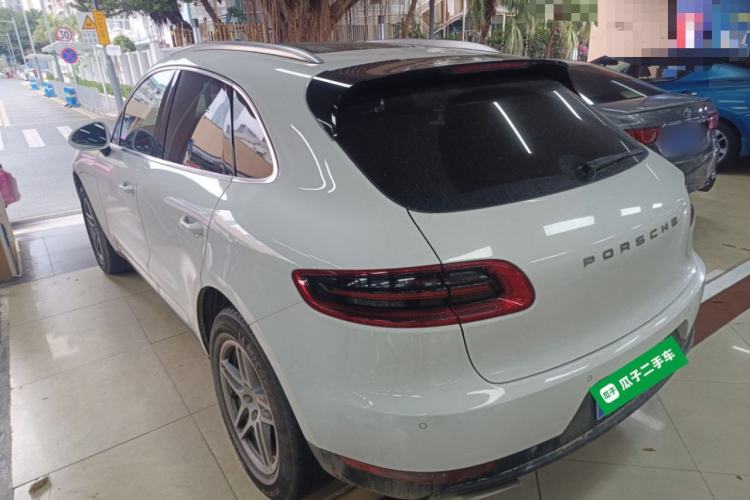 Used Porsche Macan 2017 Macan 2.0T Rear Left 45 Deg