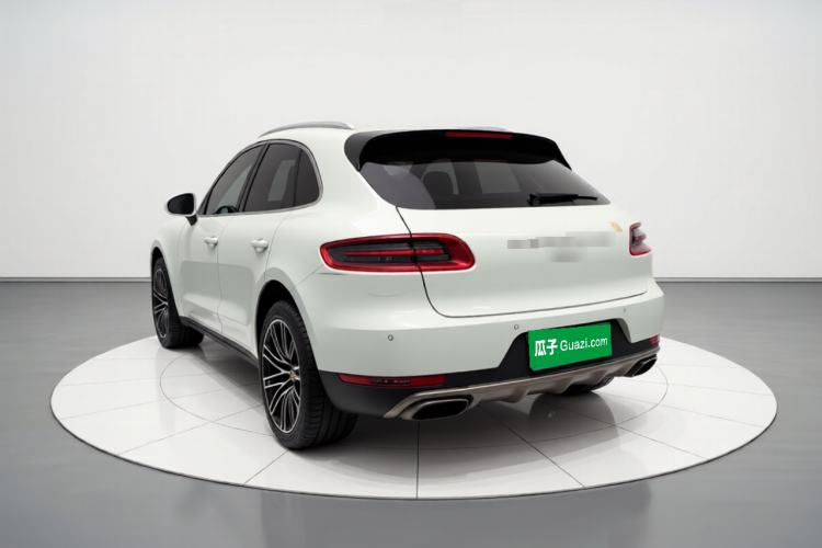 Used Porsche Macan 2017 Macan 2.0T Rear Left 45 Deg