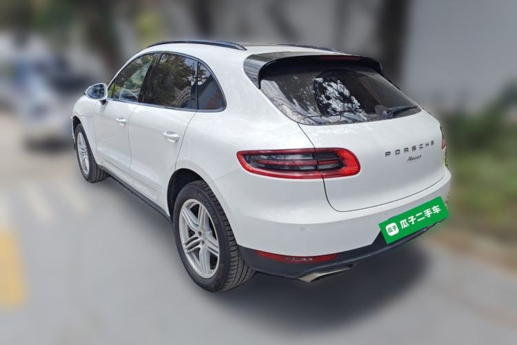 Used Porsche Macan 2017 Macan 2.0T Rear Left 45 Deg
