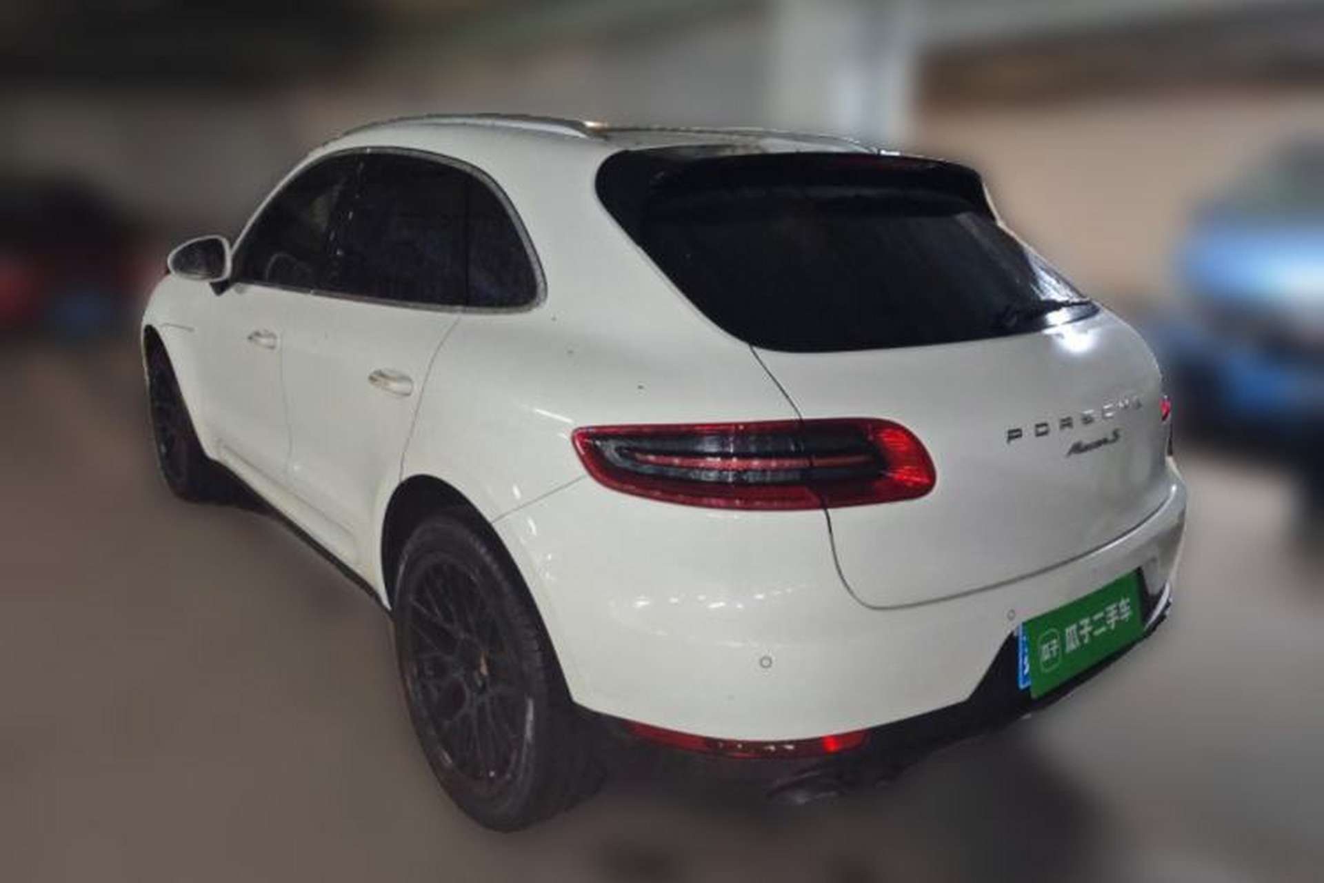 Used Porsche Macan 2017 Macan 2.0T Rear Left 45 Deg