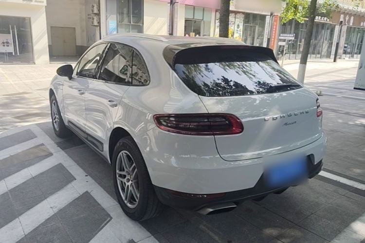 Used Porsche Macan 2017 Macan 2.0T Rear Left 45 Deg
