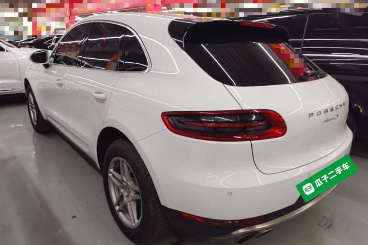 Used Porsche Macan 2017 Macan S 3.0T Rear Left 45 Deg