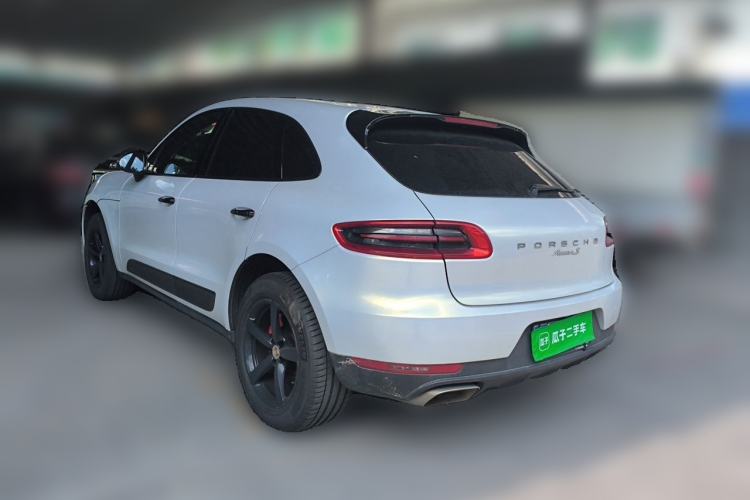 Used Porsche Macan 2017 Macan 2.0T Rear Left 45 Deg