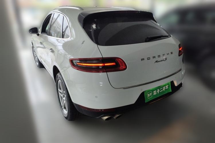 Used Porsche Macan 2017 Macan 2.0T Rear Left 45 Deg