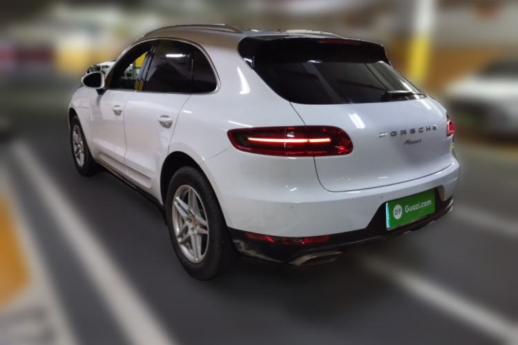 Used Porsche Macan 2017 Macan 2.0T Rear Left 45 Deg