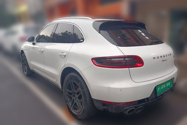 Used Porsche Macan 2017 Macan 2.0T Rear Left 45 Deg