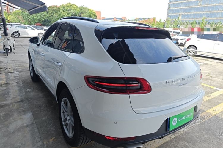 Used Porsche Macan 2017 Macan 2.0T Rear Left 45 Deg