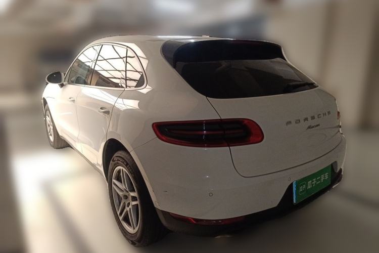 Used Porsche Macan 2017 Macan 2.0T Rear Left 45 Deg