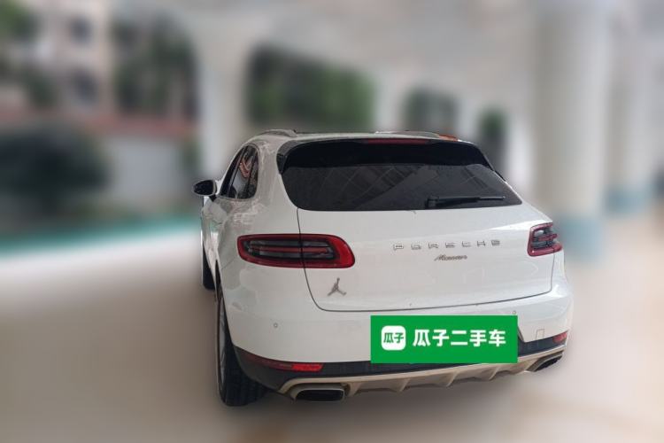 Used Porsche Macan 2017 Macan 2.0T Rear Left 45 Deg