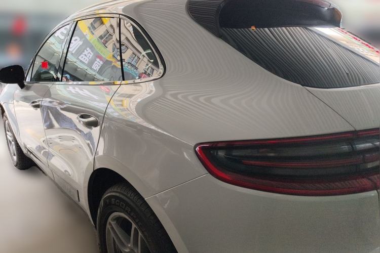 Used Porsche Macan 2017 Macan 2.0T Rear Left 45 Deg