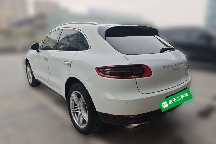 Used Porsche Macan 2017 Macan 2.0T Rear Left 45 Deg