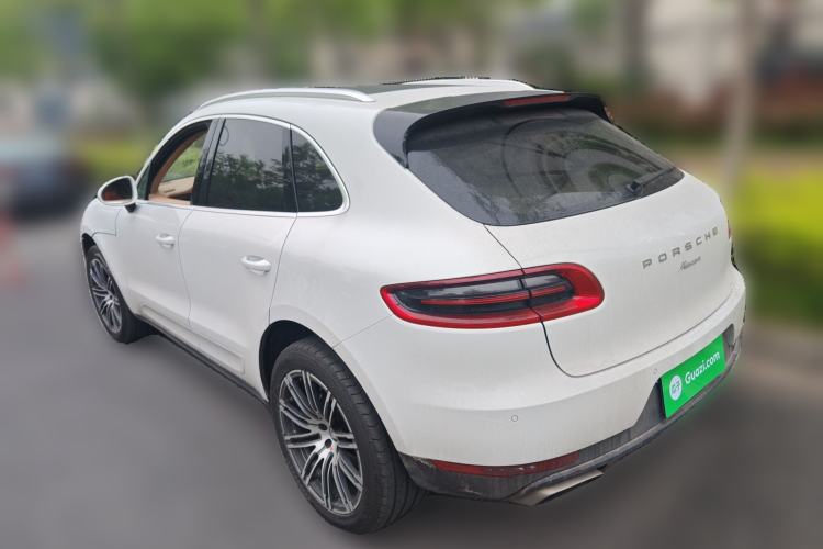 Used Porsche Macan 2017 Macan 2.0T Rear Left 45 Deg