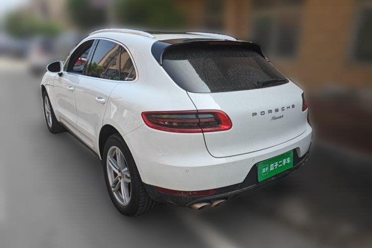Used Porsche Macan 2017 Macan 2.0T Rear Left 45 Deg