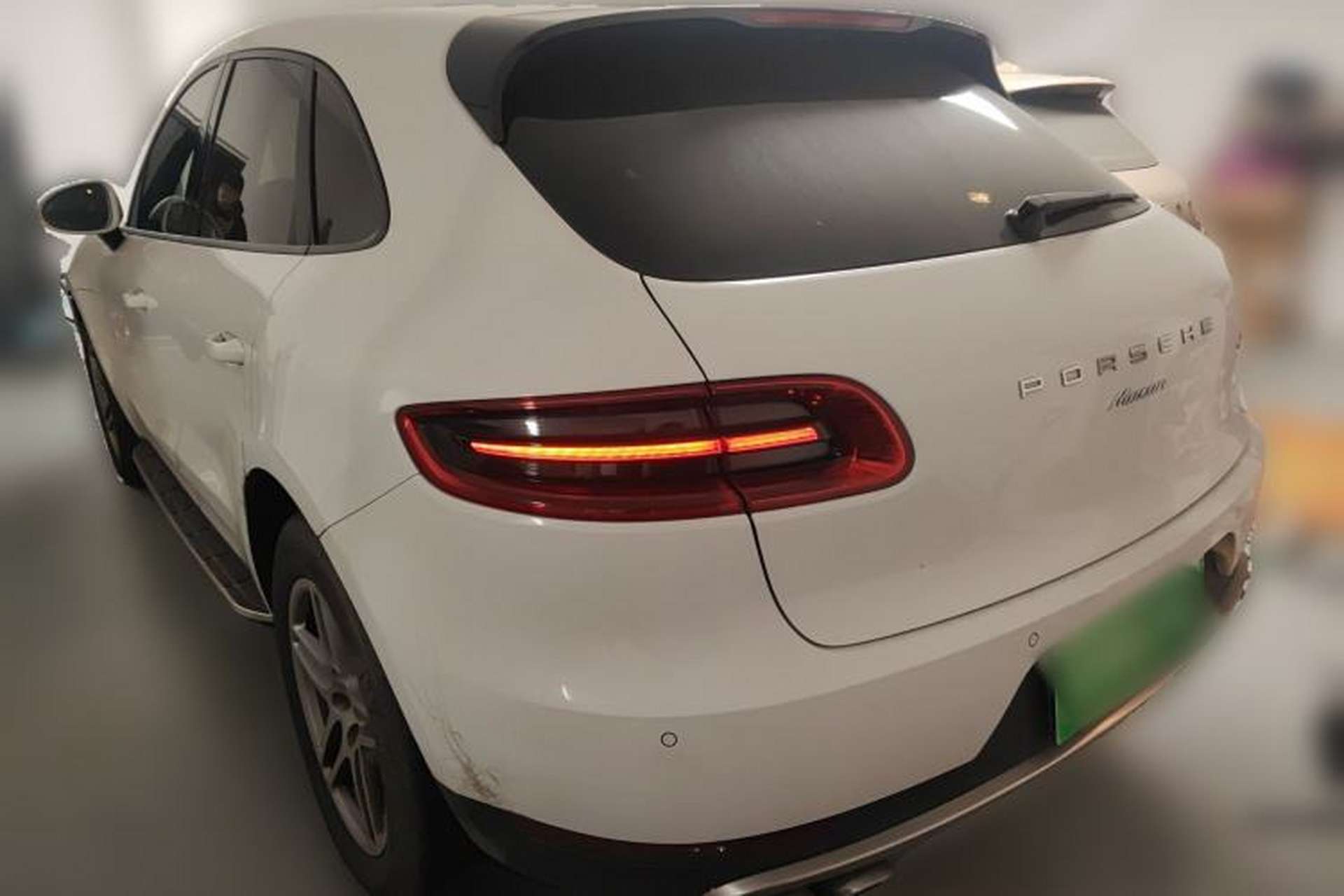 Used Porsche Macan 2017 Macan 2.0T Rear Left 45 Deg
