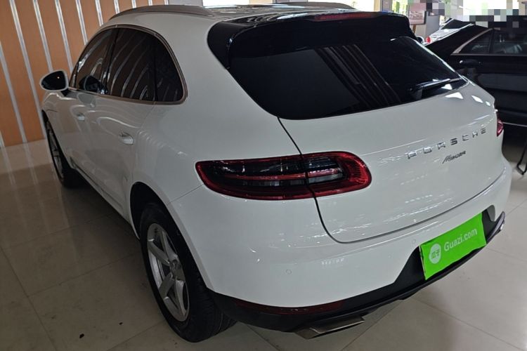 Used Porsche Macan 2017 Macan 2.0T Rear Left 45 Deg