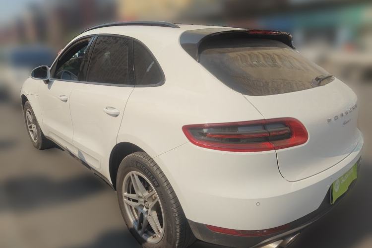 Used Porsche Macan 2017 Macan 2.0T Rear Left 45 Deg