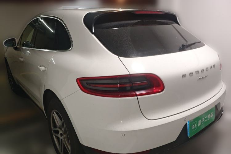 Used Porsche Macan 2017 Macan 2.0T Rear Left 45 Deg