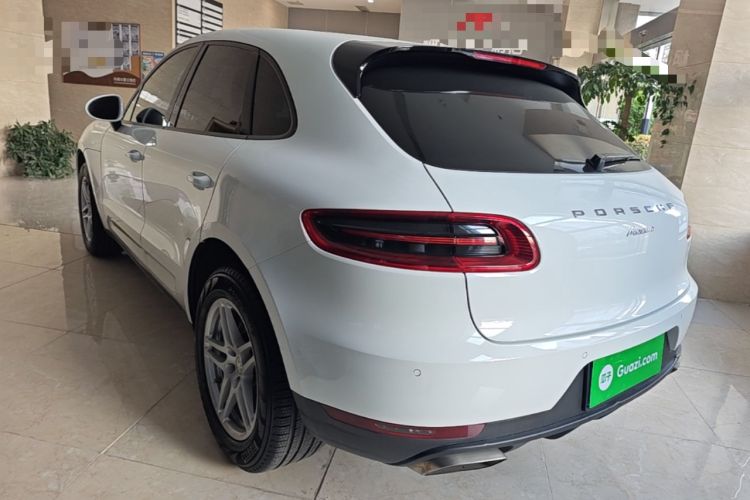 Used Porsche Macan 2017 Macan 2.0T Rear Left 45 Deg