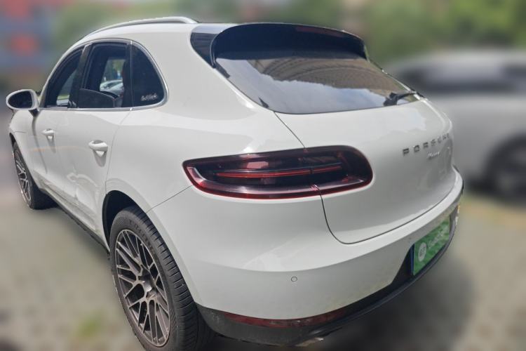 Used Porsche Macan 2017 Macan 2.0T Rear Left 45 Deg