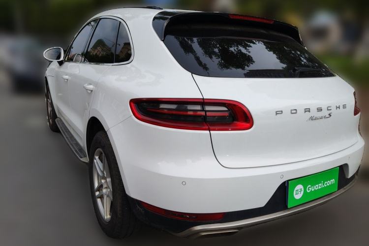 Used Porsche Macan 2017 Macan 2.0T Rear Left 45 Deg