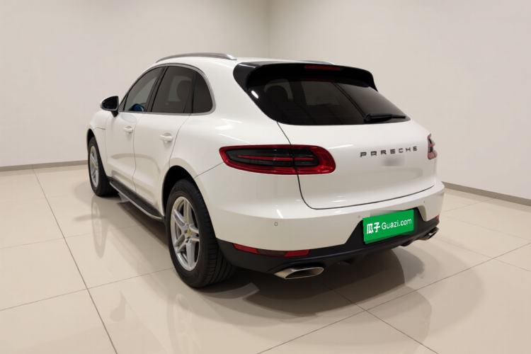 Used Porsche Macan 2017 Macan 2.0T Rear Left 45 Deg