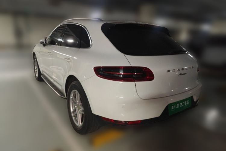 Used Porsche Macan 2017 Macan 2.0T Rear Left 45 Deg